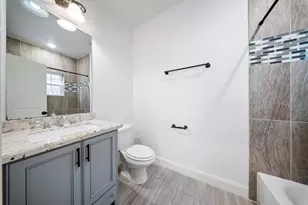 4004 Weslow St, Houston, TX 77087 - Photo 23