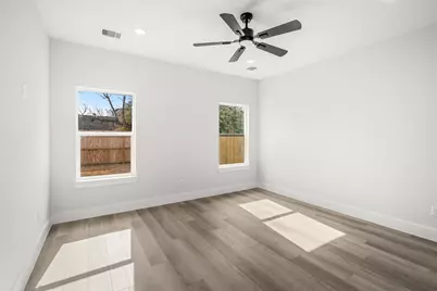 8056 Meadowbrook Drive, Houston, TX 77017 - Photo 19