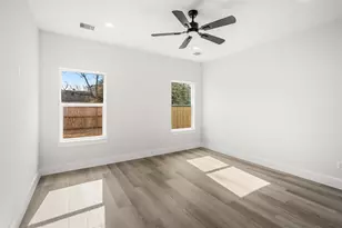 8056 Meadowbrook Dr, Houston, TX 77017 - Photo 19