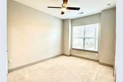 401 W 25th Street #1423, Houston, TX 77008 - Photo 13