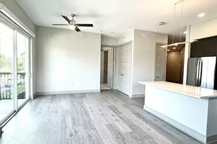 401 W 25th St, Houston, TX 77008 - Photo 9