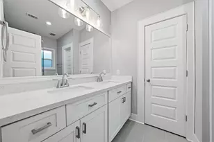 713 Wendel St, Houston, TX 77009 - Photo 13