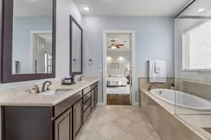 5607 Cohn Meadows, Houston, TX 77007 - Photo 17