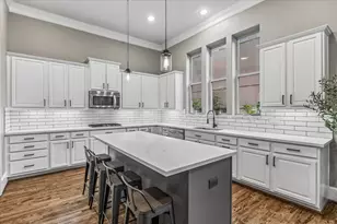 5607 Cohn Meadows, Houston, TX 77007 - Photo 3