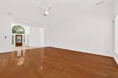 22 Westwinds Circle NE, The Woodlands, TX 77382 - Photo 5