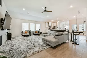 248 Eagleville Dr, Alvin, TX 77511 - Photo 3
