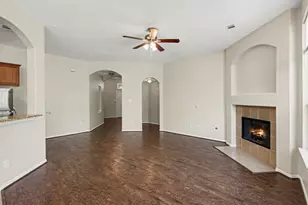 7819 Mary Katheryn's Crossing, Conroe, TX 77304 - Photo 5