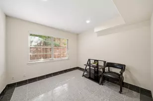 11730 Denise Dr, Houston, TX 77024 - Photo 21