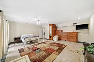 11730 Denise Dr, Houston, TX 77024 - Photo 25