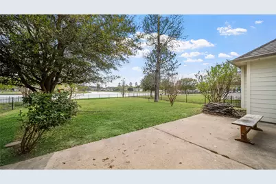 9219 E Lakeside Drive, Magnolia, TX 77354 - Photo 31