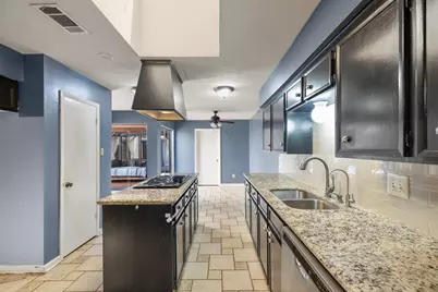 11131 Kitty Brook Drive, Houston, TX 77071 - Photo 15