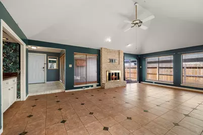 11131 Kitty Brook Drive, Houston, TX 77071 - Photo 9