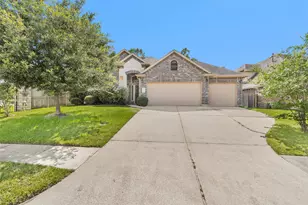 138 Meadow Landing Dr, Conroe, TX 77384 - Photo 1