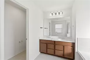 12806 Mossy Knl Dr, Houston, TX 77044 - Photo 17