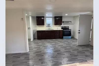 406 S 7th Street, Alvin, TX 77511 - Photo 9