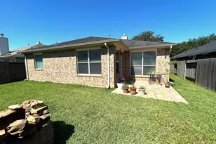 16307 Bettong Ct, Sugar Land, TX 77498 - Photo 17