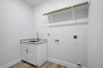 242 Private Road 77004, Liberty, TX 77575 - Photo 25
