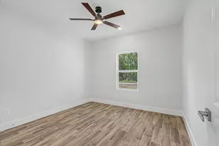 242 Private Road 77004, Liberty, TX 77575 - Photo 27