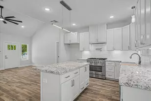 242 Private Road 77004, Liberty, TX 77575 - Photo 11
