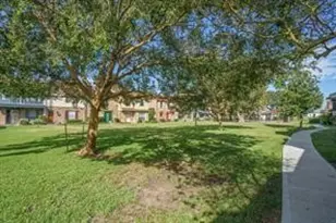 1055 Willow Oaks Cir, Pasadena, TX 77506 - Photo 5