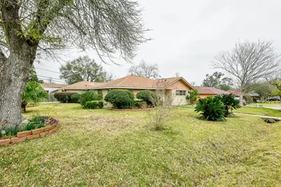 901 Redondo Drive, Houston, TX 77015 - Photo 3