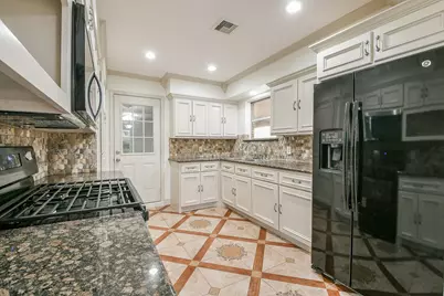 901 Redondo Drive, Houston, TX 77015 - Photo 11