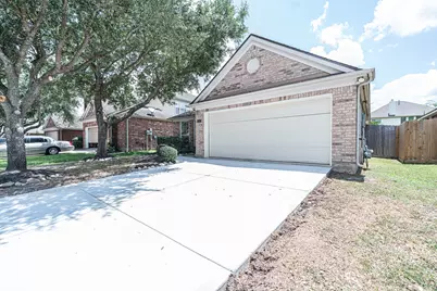 2111 Sailwind Drive, Pearland, TX 77584 - Photo 25