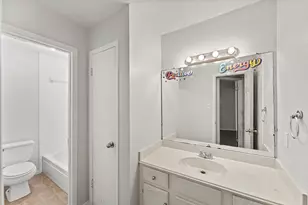 5715 Easthampton Dr, Houston, TX 77039 - Photo 5