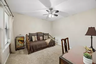 1335 Bullock Ln, Houston, TX 77055 - Photo 19