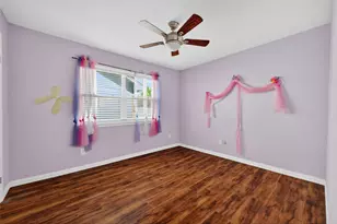 1701 Upland Dr, Houston, TX 77043 - Photo 13