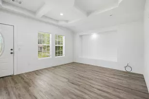 5030 Rapido Rd, Houston, TX 77033 - Photo 5