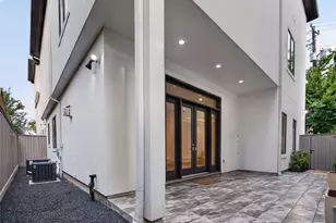 2312 Potomac Dr, Houston, TX 77057 - Photo 13