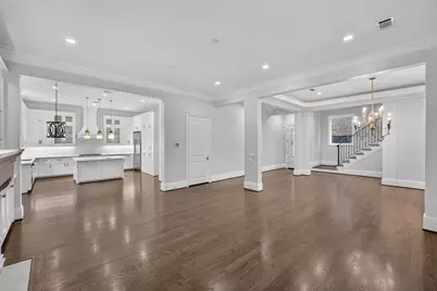 2312 Potomac Drive #B, Houston, TX 77057 - Photo 9