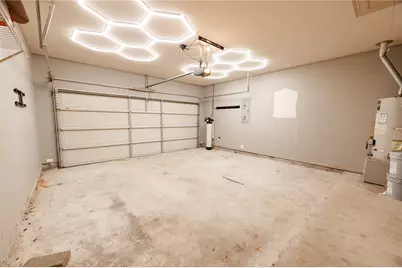 1004 Summer Wood Boulevard, Conroe, TX 77303 - Photo 15