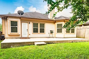 1004 Summer Wood Blvd, Conroe, TX 77303 - Photo 1