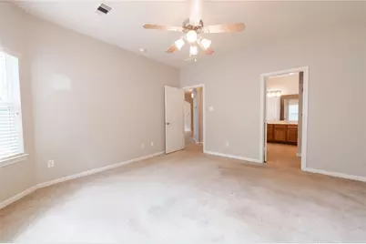 1004 Summer Wood Boulevard, Conroe, TX 77303 - Photo 7