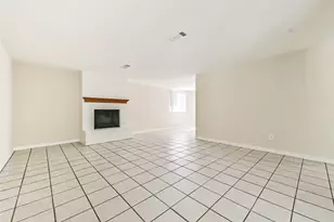 301 Brandywyne Dr, Friendswood, TX 77546 - Photo 11