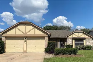 2214 S Ferrisburg Ct, Sugar Land, TX 77478 - Photo 3