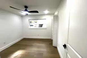 12318 Queensbury Ln, Houston, TX 77024 - Photo 7