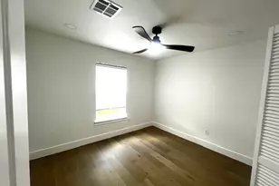 12318 Queensbury Ln, Houston, TX 77024 - Photo 9