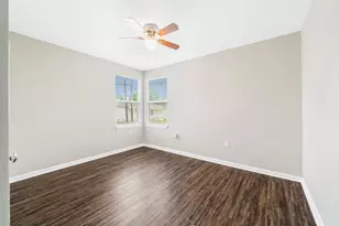 1109 W 10th St, Freeport, TX 77541 - Photo 13