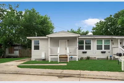 1109 W 10th Street, Freeport, TX 77541 - Photo 3