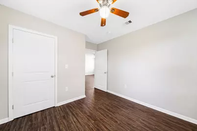 1109 W 10th Street, Freeport, TX 77541 - Photo 15