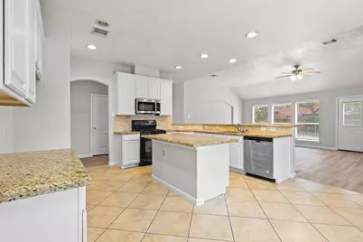 25910 N Lakefair Drive, Richmond, TX 77406 - Photo 7