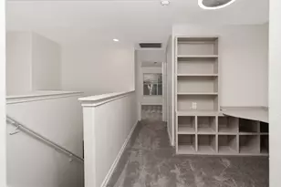 7 Peach Ridge Dr, The Woodlands, TX 77382 - Photo 13