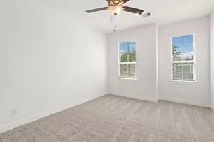 548 Red Cascade Trl, Willis, TX 77318 - Photo 9