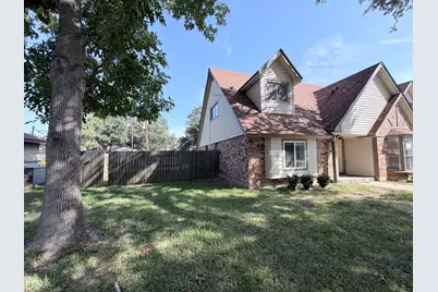 113 Buttercup Street Street, Lake Jackson, TX 77566 - Photo 3