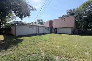 113 Buttercup Street St, Lake Jackson, TX 77566 - Photo 21