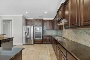 247 W 25th St, Houston, TX 77008 - Photo 11