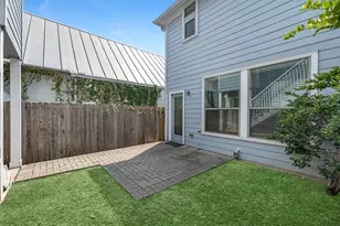 247 W 25th St, Houston, TX 77008 - Photo 29